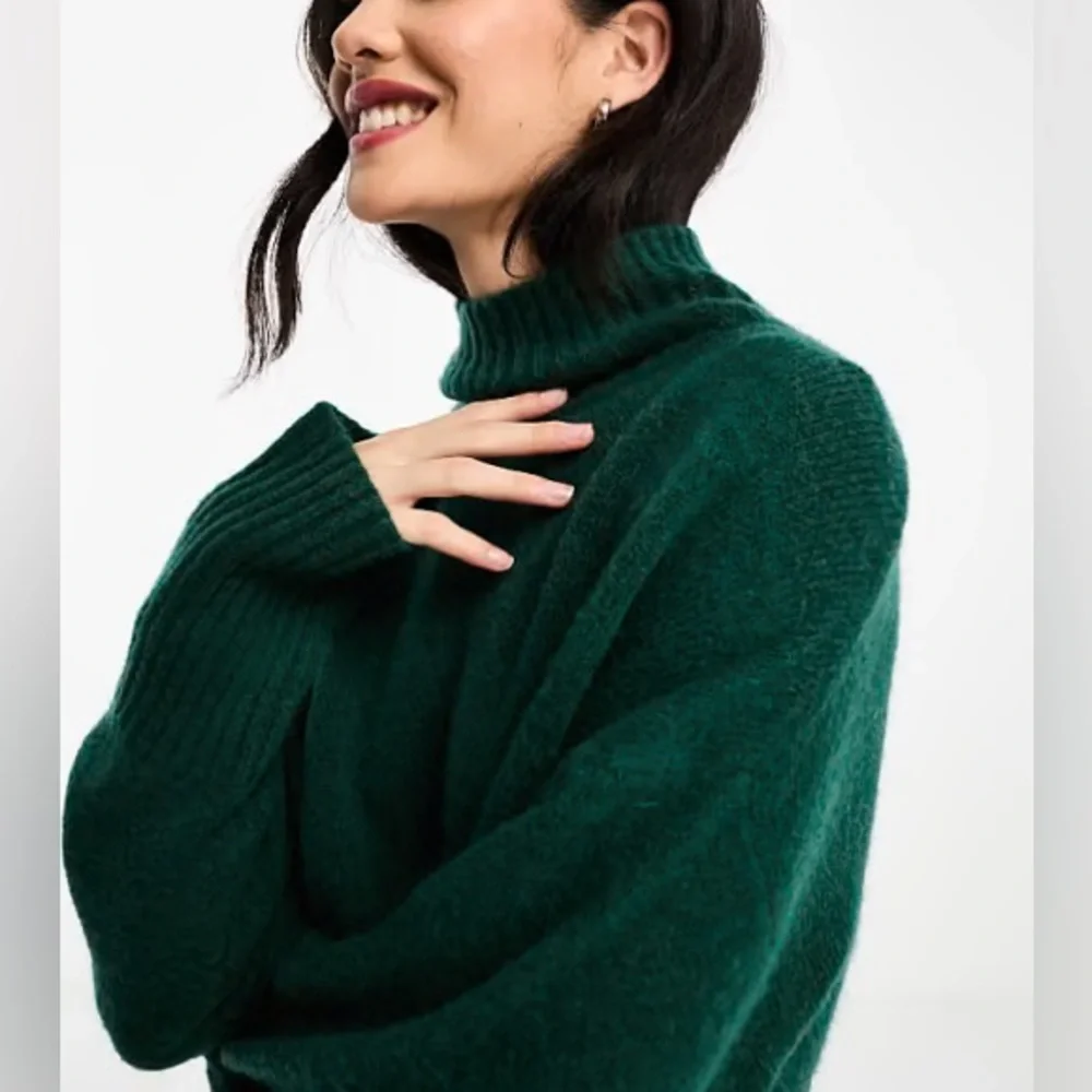 Oversized Green Turtleneck Sweater Wool/Mohair Blend & other stories L NWOT - Picture 3 of 5